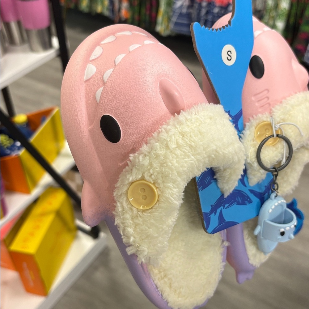 Pink Shark Slippers with Keychain NWT - Picture 3 of 3